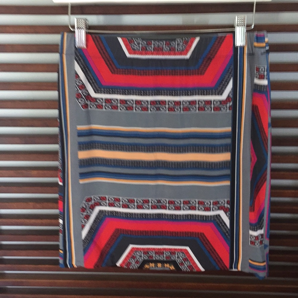 Aaron Ashe skirts - Picture 3 of 6